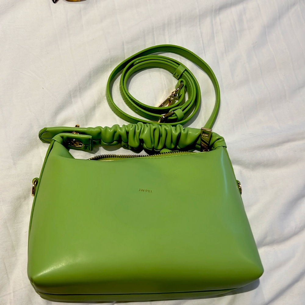 JW PEI Green Bag with strap never worn
